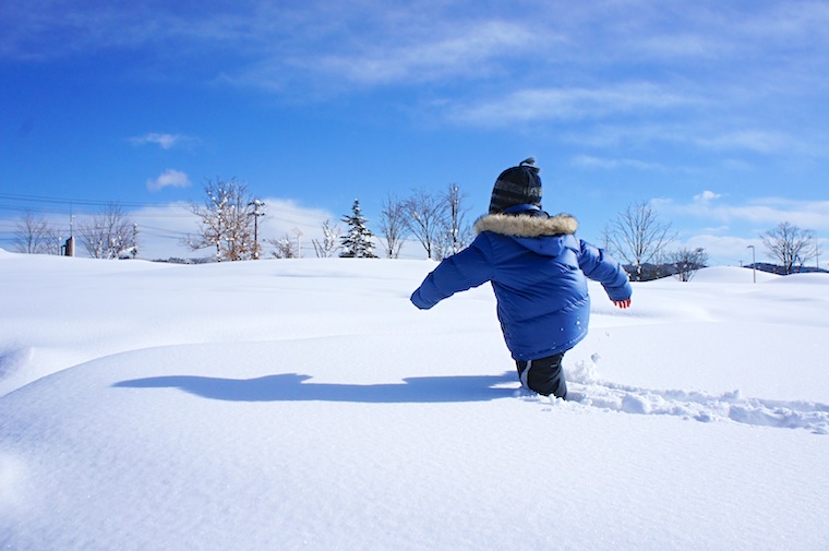 一望無際的雪世界，好難想像旁邊就是車站喔~